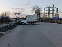 В Волгограда в ДТП с «Газелью» пострадали трое, включая 3-летнюю девочку