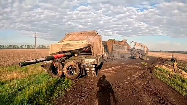 Десантники эвакуировали трофейный Leopard в курском приграничье