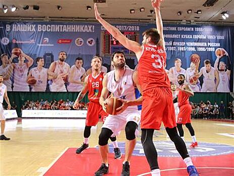 БК "Самара" взял "серебро" финала Суперлиги, проиграв "Спартаку-Приморье" - 63:83