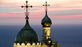 Почему купола православных церквей разных цветов