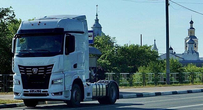 В Вологде появился новый KAMAZ, оснащенный по последнему слову техники