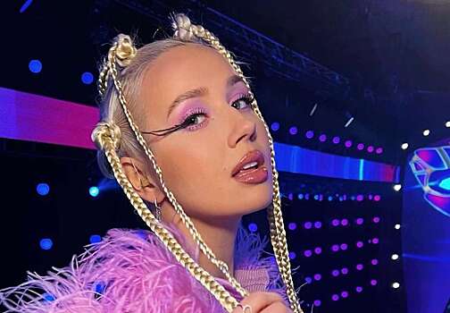 «Идеальная фигура»: Клава Кока порадовала фанатов снимками в купальнике