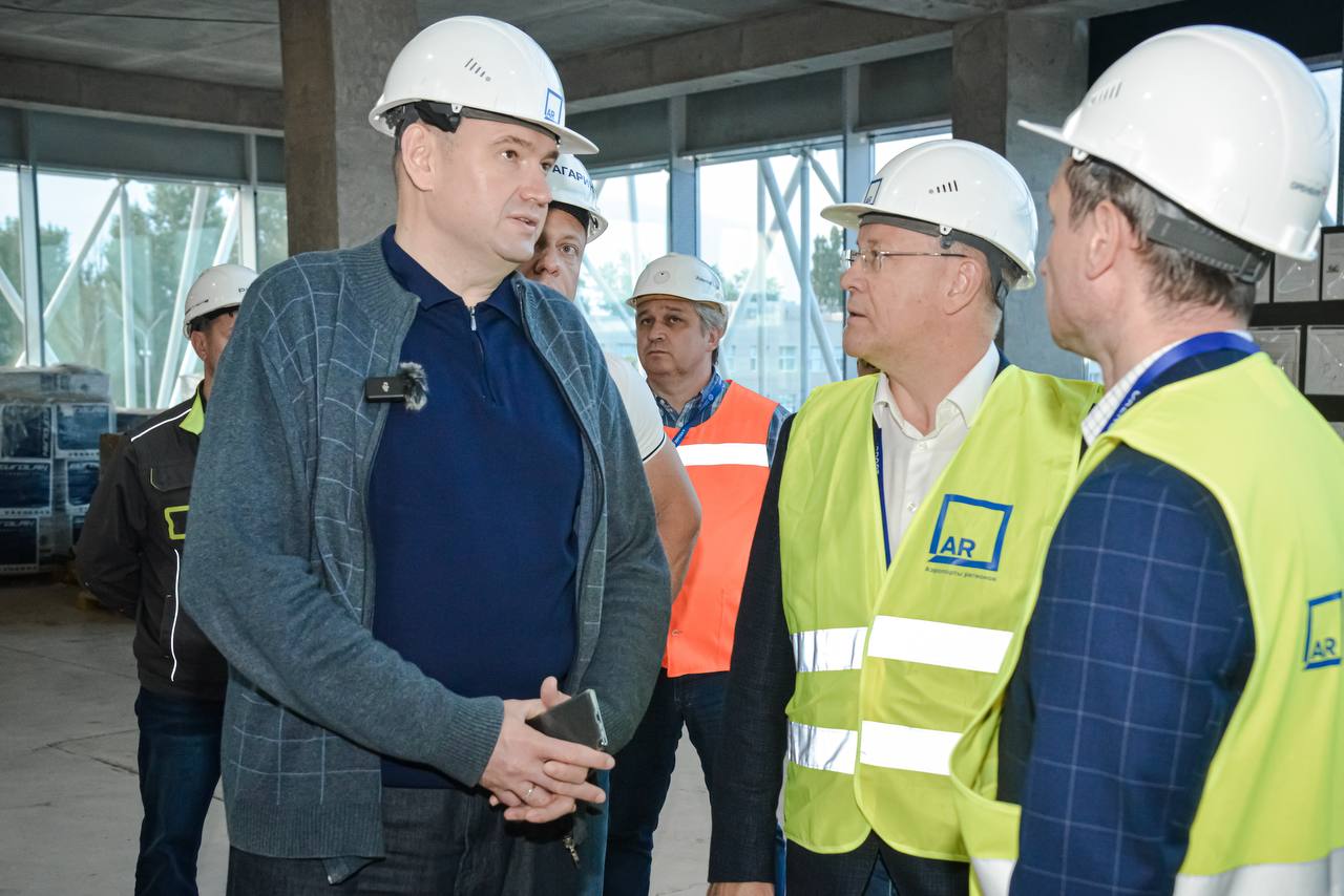 Евгений Солнцев оценил ход строительства нового аэропорта в Оренбурге