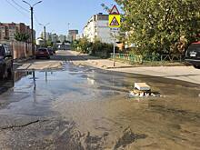 В Кальном недалеко от школы прорвало канализацию