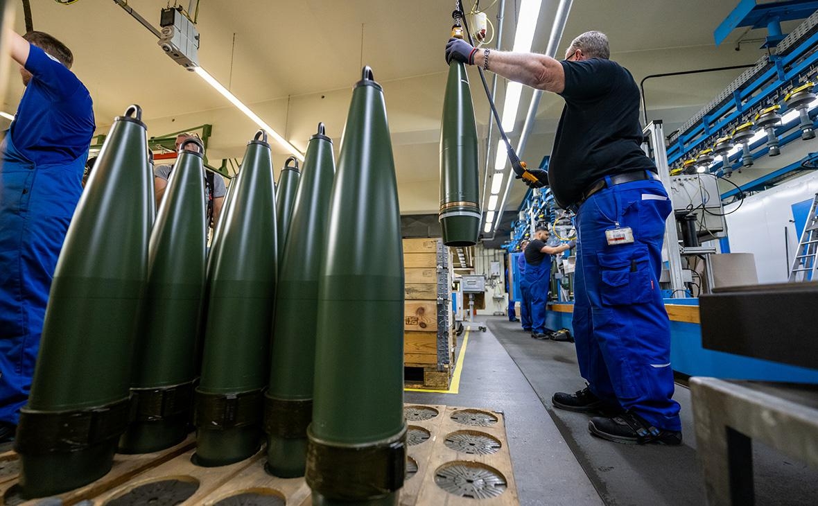 МИД Чехии: передача поставок снарядов Киеву в ведение НАТО приведет к эскалации