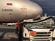 Бензовоз протаранил самолёт Аэрофлота