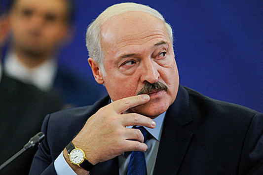 Лукашенко назвал условие для ухода с поста президента