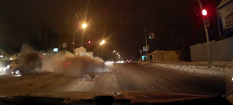 Любители "красного" встретились на перекрестке