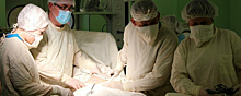 В рязанском кардиодиспансере медики провели операцию на сердце через вену на ноге