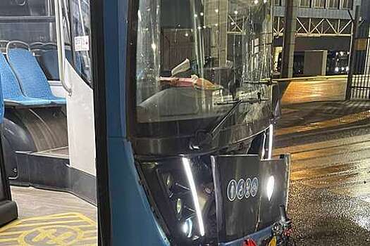 В Новой Москве подросток на питбайке влетел в автобус