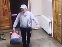 СК нашел женщину, которая оставила младенца в коридоре больницы на Кубани