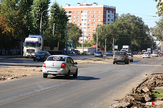 На Заводском шоссе уложат три слоя асфальта и оборудуют 280 парковочных мест