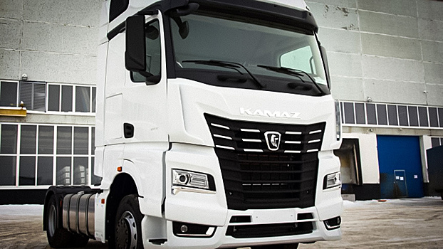 Стартовали продажи тягачей КамАЗ нового поколения