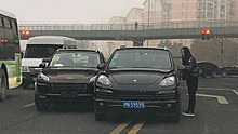 В Китае клон Porsche Macan врезался в настоящий «Порше»