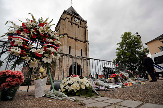 Напавшие на церковь во Франции присягали ИГ