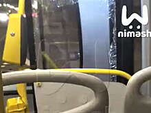 Mash: в Нижнем Новгороде двое мужчин устроили погром в автобусе