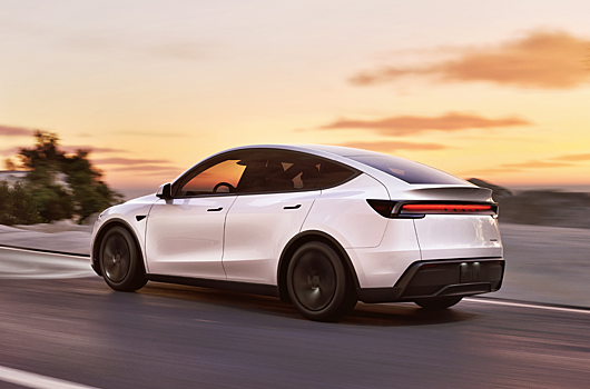 Продажи Tesla обрушились по всему миру