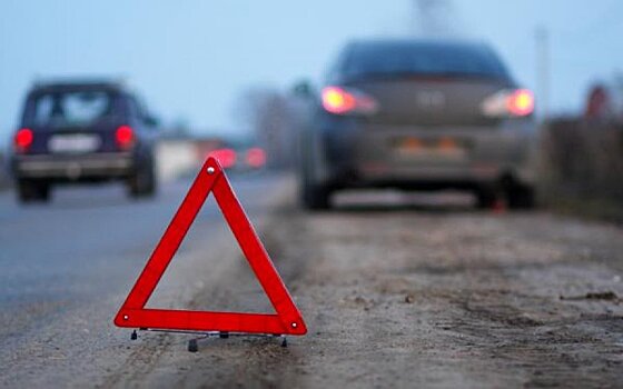 В Ртищевском районе в столкновении в грузовиком погибла пассажир легковушки