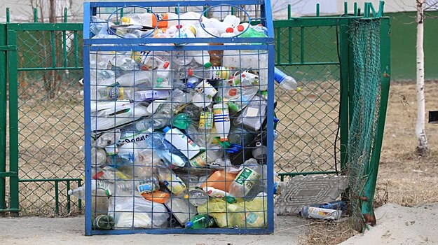 В Екатеринбург привезут 8 тонн пластиковых бутылок с Ямала