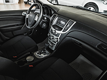 Кемеровчанин после звонка "курьера" продал иномарку ради "спасения" денег