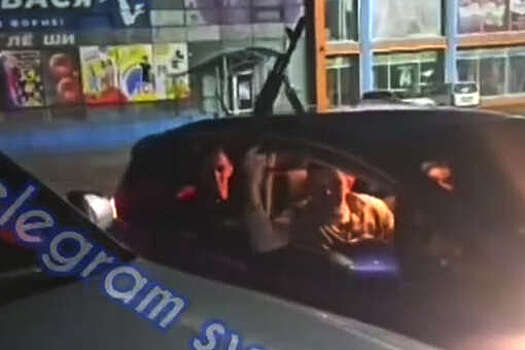 В Приморье на видео попало, как автомобилисты устроили стрельбу из автомата