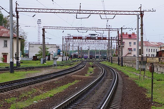 В Славянске готовят к эвакуации железную дорогу