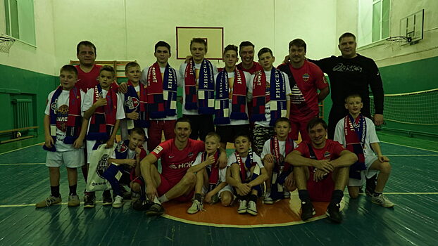 Футбольный «Енисей» и Sibnovosti.ru посетили воспитанников канского Детского дома