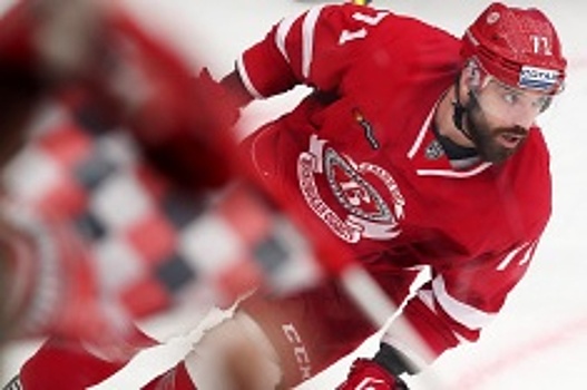 35-летний Сёмин набрал 10 очков в девяти матчах на старте сезона КХЛ