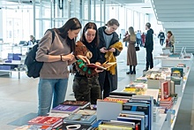 В РФ потребовали изъять книгу «Секспросвет для детей 5-8 лет» с позой из камасутры