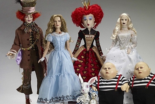 «Творческий лицей» приглашает на выставку «Чудесные приключения Алисы»