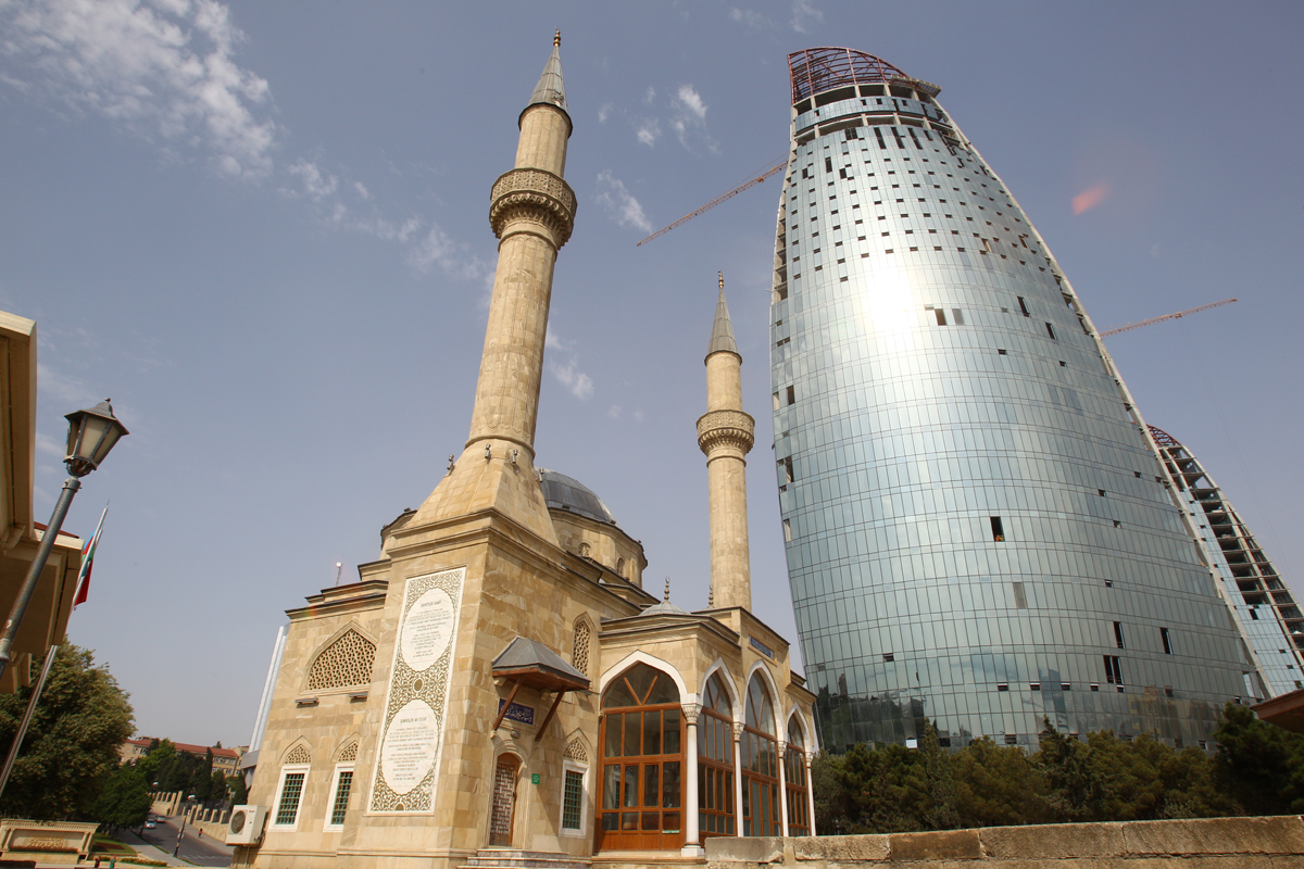 Баку, Азербайджан, Европа