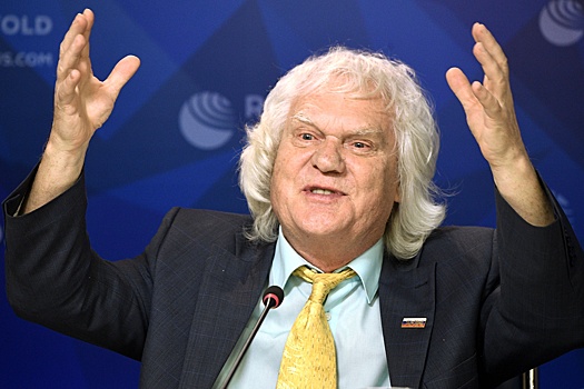 Дочь Куклачева ответила на сообщения о госпитализации отца после ее дня рождения