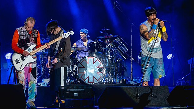 Red Hot Chili Peppers продадут права на все свои песни за $140 млн