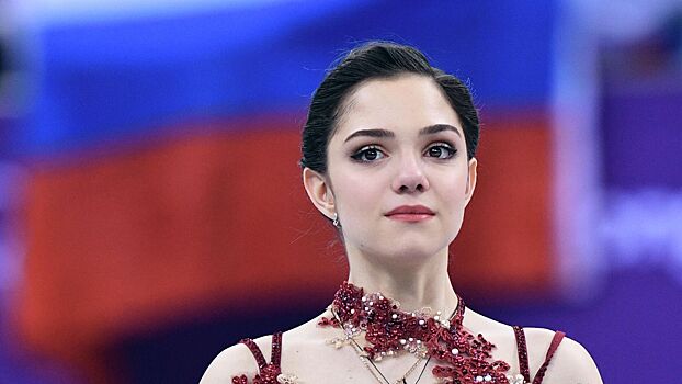 Медведева анонсировала свое участие в новогоднем выпуске шоу «Маска»