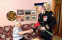 Руководитель УФСБ по Волгоградской области поздравил ветерана с наступающим Днем Победы