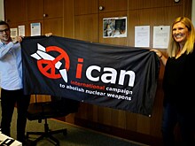 В Осло вручат Нобелевскую премию мира разоруженческой организации ICAN