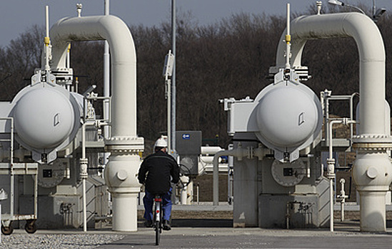 ЕК предложила ввести ограничение цены на газ в размере €275 за МВт·ч
