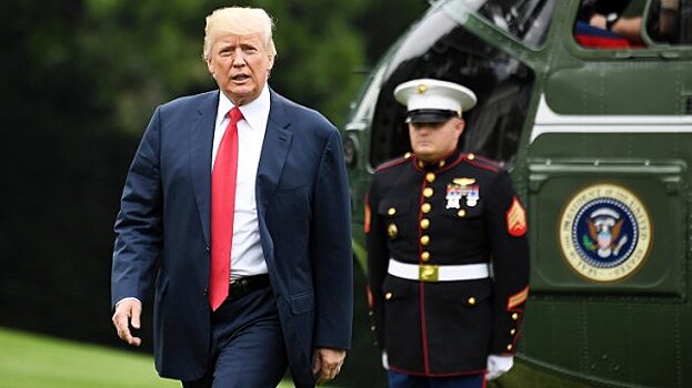 Трамп осудил наехавшего на протестующих в Шарлотсвилле