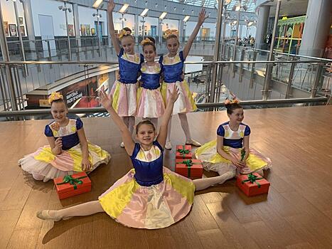 Воспитанницы молодежного центра «Рубеж» в Кузьминках стали призерами конкурса открытого многожанрового искусства