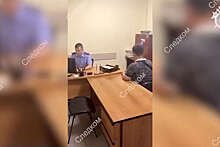 Воронежца приговорили к работам за избиение подростка в маршрутке