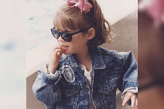 Сара Фергюсон поздравила принцессу Евгению с днем рождения, выложив ее детскую фотографию