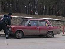 В Воронеже сотрудники ДПС руками остановили ВАЗ-2107 с отказавшими тормозами