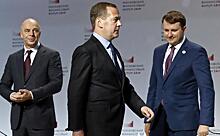 Правительство Медведева рассчитывает долго сидеть на бюджетных деньгах
