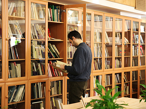 Библиотекарем в России быть опасно из-за борьбы с экстремистскими книгами