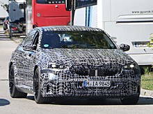За прототипом BMW M5 2024 года шпионили с серийными фарами и более тонким камуфляжем
