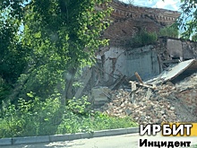 В Ирбите обрушился старинный дом-памятник