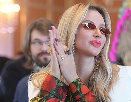 Тренд на естественность: Лобода показала себя без макияжа