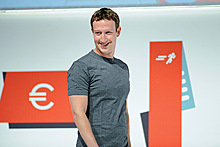 Цукерберг обратился к аудитории Facebook за советом по выбору одежды