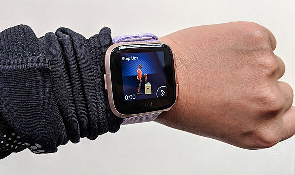 «Умные» часы Fitbit Versa формируют полную картину вашего образа жизни