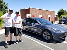 Tesla Model 3 проехала без подзарядки почти тысячу километров